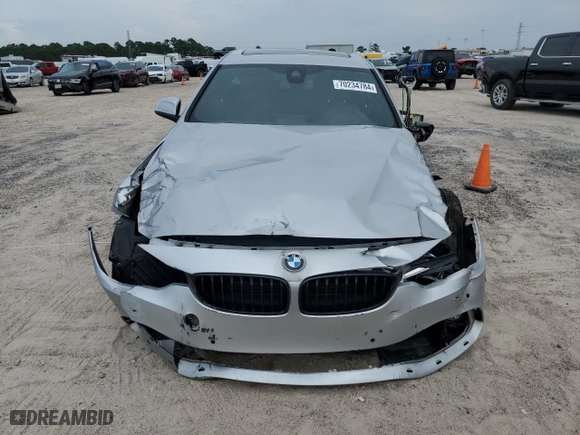 2020 BMW 4 Series 430i with VIN WBA4W3C07LFH12942, listed as a Copart auction lot 70234784 with 43,643 mi miles and Salvage Title. Bid and sale history available at carsss.com. Image 5.