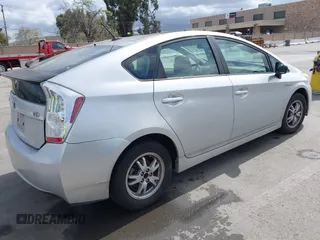 2011 Toyota Prius I with VIN JTDKN3DU8B5301761, listed as a IAAI auction lot 41916082 with 183,834 mi miles. Bid and sale history available at carsss.com. Image 4.