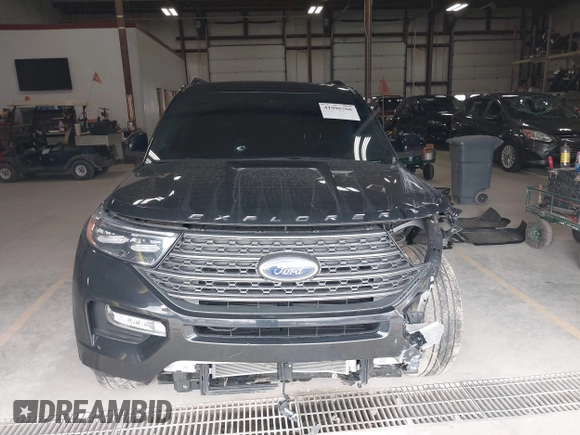 2022 Ford Explorer XLT z VIN 1FMSK8DH8NGA68848, wystawiony jako IAAI lot #41996766 z przebiegiem 48 191 mil mil oraz . Historia ofert i sprzedaży dostępna na DreamBid. Obrazek 12.