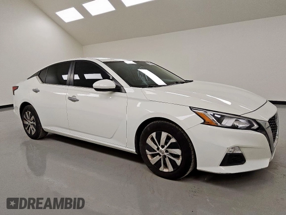 2020 Nissan Altima S z VIN 1N4BL4BV8LC159759, wystawiony jako Copart lot #57527695 z przebiegiem 112 807 mil mil oraz Czysty tytuł • Clean title. Historia ofert i sprzedaży dostępna na DreamBid. Obrazek 4.