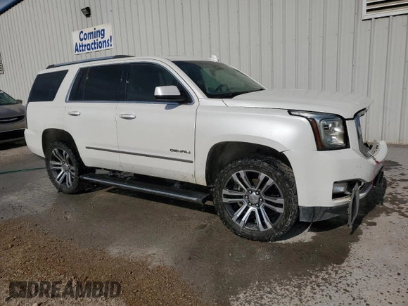 2017 GMC Yukon Denali with VIN 1GKS2CKJ3HR265680, listed as a Copart auction lot 53860035 with 200,749 mi miles and Salvage Title. Bid and sale history available at carsss.com. Image 4.