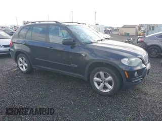 2010 BMW X5 35d with VIN 5UXFF0C53ALJ99964, listed as a IAAI auction lot 40891521 with 235,084 mi miles. Bid and sale history available at carsss.com. Image 1.