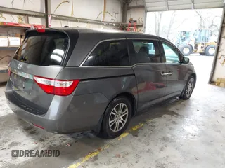 2013 Honda Odyssey EX-L с VIN 5FNRL5H60DB062378, выставлен на аукционе IAAI как лот 41862124 с пробегом 130 445 миль миль и . История ставок и продаж доступна на DreamBid. Изображение 4.