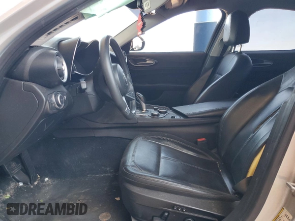 2019 Alfa Romeo Giulia with VIN ZARFAMAN4K7621573, listed as a Copart auction lot 60509535 with Not provided miles and Salvage title. Bid and sale history available at DreamBid. Image 7.