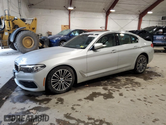 2020 BMW 5 Series 530i xDrive with VIN WBAJR7C09LCE58704, listed as a Copart auction lot 49900615 with 33,167 mi miles and Salvage title. Bid and sale history available at DreamBid. Image 1.