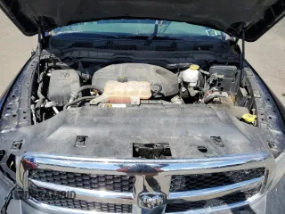 2018 Ram 1500 Tradesman z VIN 1C6RR7FM7JS273045, wystawiony jako Copart lot #49614095 z przebiegiem 68 568 mil mil oraz Czysty tytuł • Clean title. Historia ofert i sprzedaży dostępna na DreamBid. Obrazek 11.