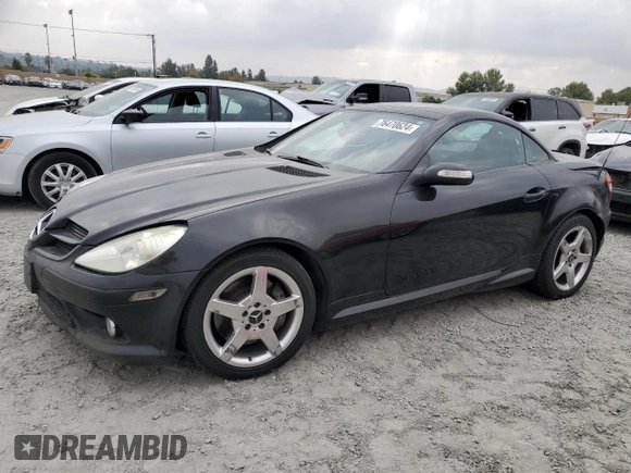 2005 Mercedes-Benz SLK 230/320 with VIN WDBWK56F85F041220, listed as a Copart auction lot 76470624 with 111,081 mi miles and Salvage Title. Bid and sale history available at DreamBid. Image 1.