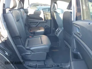 2019 Volkswagen Atlas SEL with VIN 1V2ER2CAXKC547918, listed as a IAAI auction lot 41278157 with 48,175 mi miles and . Bid and sale history available at DreamBid. Image 8.