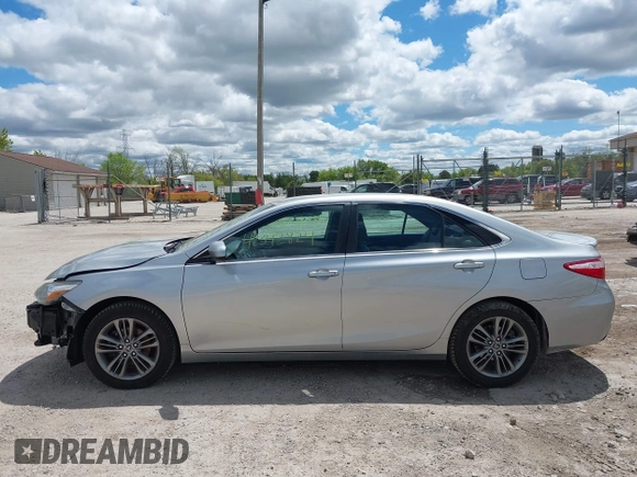 2015 Toyota Camry XLE z VIN 4T1BF1FK3FU956947, wystawiony jako IAAI lot #42342824 z przebiegiem 222 565 mil mil oraz . Historia ofert i sprzedaży dostępna na DreamBid. Obrazek 15.