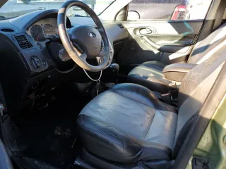 2007 Ford Focus S with VIN 1FAFP37N17W197430, listed as a Copart auction lot 86627924 with 202,968 mi miles and Salvage Title. Bid and sale history available at carsss.com. Image 7.