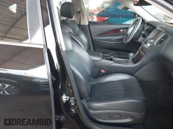 2016 Infiniti QX50 z VIN JN1BJ0RP7GM230100, wystawiony jako IAAI lot #41896675 z przebiegiem 134 926 mil mil oraz . Historia ofert i sprzedaży dostępna na DreamBid. Obrazek 5.