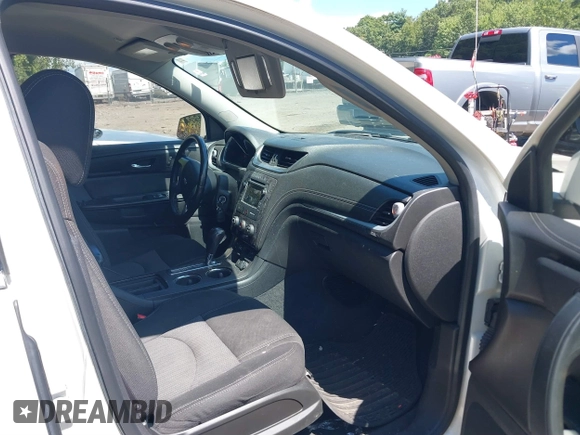 2015 Chevrolet Traverse LT with VIN 1GNKVGKD5FJ141773, listed as a IAAI auction lot 41130794 with 100,370 mi miles and . Bid and sale history available at DreamBid. Image 5.