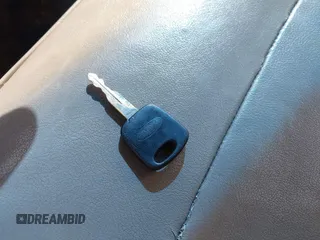 1999 Ford F-150 с VIN 1FTZF1726XNB58407, выставлен на аукционе IAAI как лот 41753826 с пробегом 180 172 миль миль и . История ставок и продаж доступна на DreamBid. Изображение 11.
