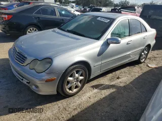 2006 Mercedes-Benz C 230 Sport с VIN WDBRF56H76F742674, выставлен на аукционе Copart как лот 76616404 с пробегом Не указан миль и Списание • Salvage title. История ставок и продаж доступна на DreamBid. Изображение 1.