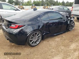2022 Toyota GR86 with VIN JF1ZNBC13N8755781, listed as a Copart auction lot 63910824 with 37,814 mi miles and Salvage Title. Bid and sale history available at carsss.com. Image 3.
