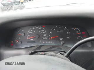 2004 Ford F-250 XL with VIN 1FTNW21LX4EA11928, listed as a IAAI auction lot 42698548 with 196,172 mi miles and . Bid and sale history available at DreamBid. Image 7.