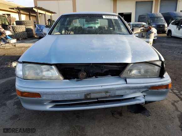 1995 Toyota Avalon XL w/Bench Seat with VIN 4T1GB10E7SU044417, listed as a Copart auction lot 82682584 with 133,221 mi miles and Salvage Title. Bid and sale history available at carsss.com. Image 5.