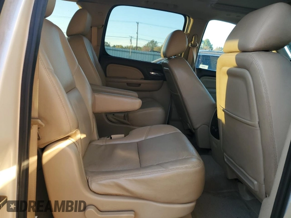 2011 GMC Yukon XL Denali with VIN 1GKS1MEF9BR171665, listed as a Copart auction lot 82228324 with 145,013 mi miles and Salvage Title. Bid and sale history available at carsss.com. Image 12.