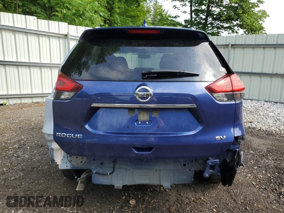 2017 Nissan Rogue SV z VIN JN8AT2MT0HW146746, wystawiony jako Copart lot #61919565 z przebiegiem 110 559 mil mil oraz Czysty tytuł • Clean title. Historia ofert i sprzedaży dostępna na DreamBid. Obrazek 6.