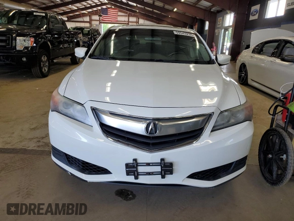 2015 Acura ILX with VIN 19VDE1F32FE010953, listed as a Copart auction lot 59543235 with 152,204 mi miles and Clean title. Bid and sale history available at DreamBid. Image 5.