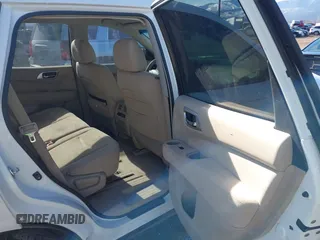 2013 Nissan Pathfinder S with VIN 5N1AR2MM1DC613862, listed as a IAAI auction lot 41777620 with 138,312 mi miles. Bid and sale history available at carsss.com. Image 8.
