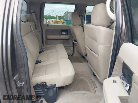 2005 Ford F-150 XLT с VIN 1FTPW14575FB03820, выставлен на аукционе IAAI как лот 42567662 с пробегом 210 425 миль миль и . История ставок и продаж доступна на DreamBid. Изображение 8.