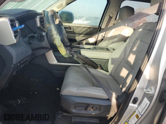 2022 Toyota Tundra Limited с VIN 5TFJA5AB3NX004332, выставлен на аукционе Copart как лот 76190714 с пробегом Не указан миль и На запчасти • Non repairable. История ставок и продаж доступна на DreamBid. Изображение 7.
