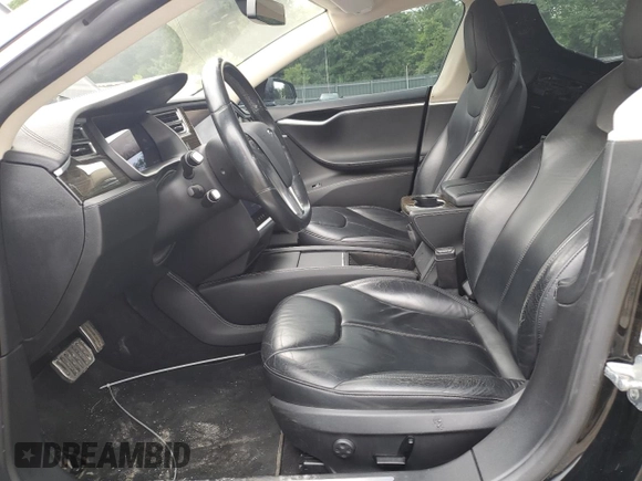 2014 Tesla Model S 60 with VIN 5YJSA1H11EFP65266, listed as a Copart auction lot 60934805 with 93,546 mi miles and Salvage title. Bid and sale history available at DreamBid. Image 7.