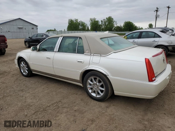 2011 Cadillac DTS Luxury Collection z VIN 1G6KD5E67BU122196, wystawiony jako Copart lot #58716175 z przebiegiem 76 192 mil mil oraz Czysty tytuł • Clean title. Historia ofert i sprzedaży dostępna na DreamBid. Obrazek 2.