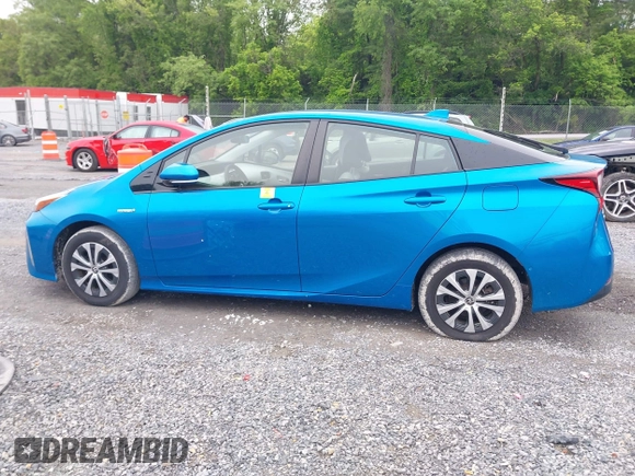 2020 Toyota Prius LE with VIN JTDL9RFU1L3017703, listed as a IAAI auction lot 42277379 with 25,593 mi miles and . Bid and sale history available at DreamBid. Image 14.