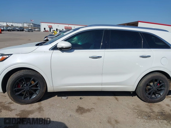 2018 Kia Sorento SX with VIN 5XYPK4A52JG406562, listed as a IAAI auction lot 41768615 with 129,294 mi miles and . Bid and sale history available at DreamBid. Image 14.