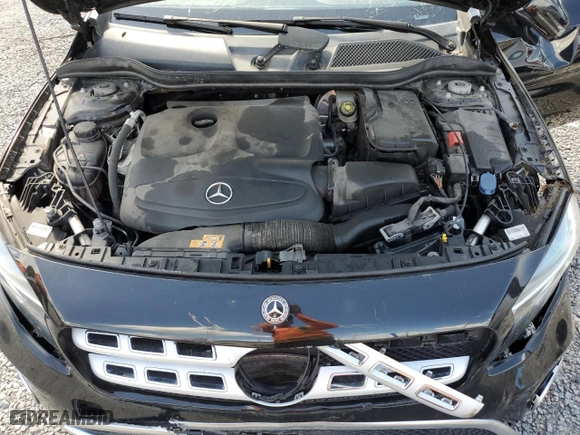 2019 Mercedes-Benz GLA with VIN WDCTG4EB6KU015084, listed as a Copart auction lot 52497255 with 98,941 mi miles and Clean Title. Bid and sale history available at carsss.com. Image 12.