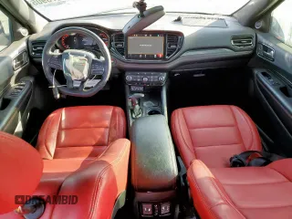 2023 Dodge Durango R/T Plus z VIN 1C4SDHCT2PC720149, wystawiony jako Copart lot #50875905 z przebiegiem 17 935 mil mil oraz Czysty tytuł • Clean title. Historia ofert i sprzedaży dostępna na DreamBid. Obrazek 8.