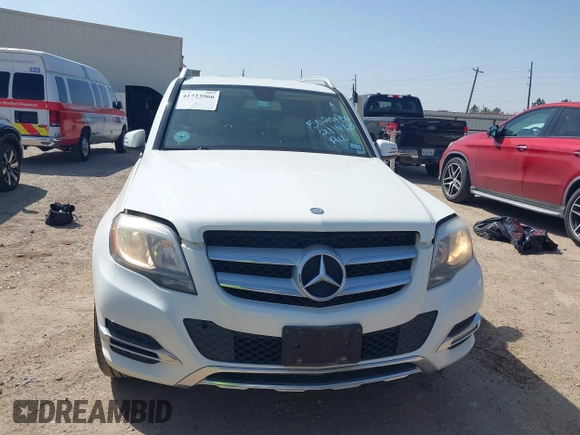 2013 Mercedes-Benz GLK with VIN WDCGG5HB2DG112609, listed as a IAAI auction lot 41723966 with 170,692 mi miles. Bid and sale history available at carsss.com. Image 12.