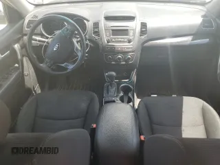 2015 Kia Sorento LX with VIN 5XYKTCA6XFG563967, listed as a Copart auction lot 62505855 with 194,440 mi miles and Clean title. Bid and sale history available at DreamBid. Image 8.