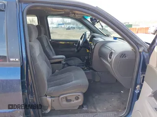 2002 GMC Envoy SLT с VIN 1GKDT13S922464265, выставлен на аукционе IAAI как лот 41703975 с пробегом 173 495 миль миль и . История ставок и продаж доступна на DreamBid. Изображение 5.