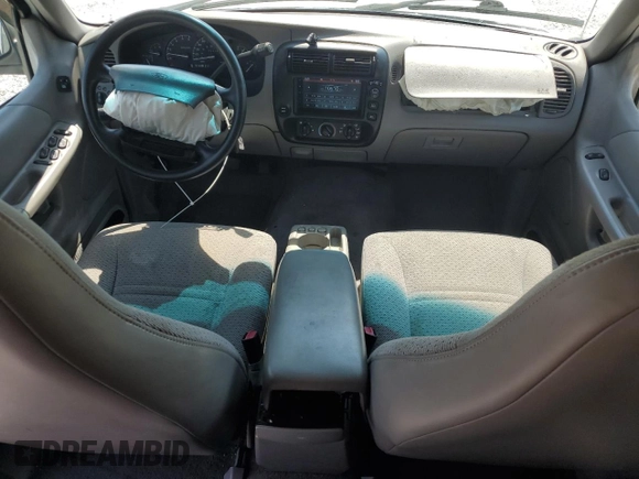 2000 Ford Explorer XLS z VIN 1FMZU62X7YZA94180, wystawiony jako Copart lot #53661645 z przebiegiem 101 319 mil mil oraz Szkoda całkowita • Salvage title. Historia ofert i sprzedaży dostępna na DreamBid. Obrazek 8.
