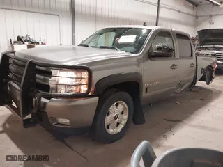 2008 Chevrolet Silverado 1500 LTZ with VIN 3GCEK13318G298836, listed as a IAAI auction lot 41183164 with 157,940 mi miles. Bid and sale history available at carsss.com. Image 19.