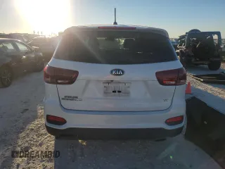 2019 Kia Sorento S z VIN 5XYPG4A51KG496600, wystawiony jako Copart lot #79968444 z przebiegiem 132 401 mil mil oraz Szkoda całkowita • Salvage title. Historia ofert i sprzedaży dostępna na DreamBid. Obrazek 6.