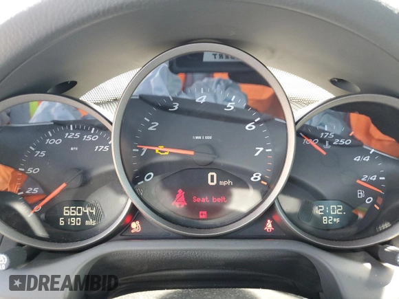 2006 Porsche Boxster z VIN WP0CA29876U712814, wystawiony jako Copart lot #49630945 z przebiegiem 66 044 mil mil oraz Szkoda całkowita • Salvage title. Historia ofert i sprzedaży dostępna na DreamBid. Obrazek 9.