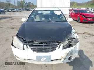 2009 Kia Spectra EX z VIN KNAFE221895630973, wystawiony jako IAAI lot #42067401 z przebiegiem 184 332 mil mil oraz . Historia ofert i sprzedaży dostępna na DreamBid. Obrazek 6.