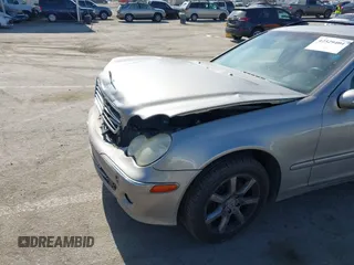 2005 Mercedes-Benz C 240 with VIN WDBRH81J75F660805, listed as a IAAI auction lot 42529404 with 137,565 mi miles and . Bid and sale history available at DreamBid. Image 6.