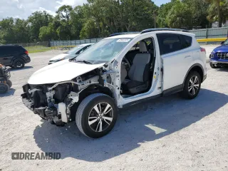 2018 Toyota RAV4 XLE z VIN JTMWFREV2JD132639, wystawiony jako Copart lot #60962325 z przebiegiem 42 556 mil mil oraz Szkoda całkowita • Salvage title. Historia ofert i sprzedaży dostępna na DreamBid. Obrazek 1.