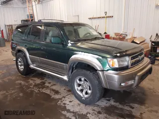 2000 Toyota 4Runner Limited with VIN JT3HN87R3Y9032427, listed as a IAAI auction lot 41535657 with 250,466 mi miles. Bid and sale history available at carsss.com. Image 1.