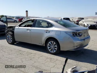 2015 Lexus ES 300h with VIN JTHBW1GG1F2083403, listed as a Copart auction lot 62419385 with 126,908 mi miles and Salvage title. Bid and sale history available at DreamBid. Image 2.