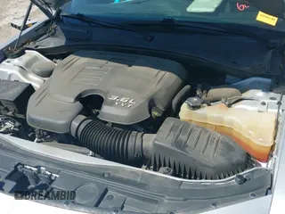 2020 Chrysler 300 Limited с VIN 2C3CCAEG4LH115415, выставлен на аукционе IAAI как лот 42221584 с пробегом 122 435 миль миль и . История ставок и продаж доступна на DreamBid. Изображение 18.