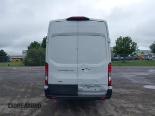 2022 Ford Transit Cargo with VIN 1FTBR3U85NKA64272, listed as a IAAI auction lot 42427708 with 62,043 mi miles and . Bid and sale history available at DreamBid. Image 17.