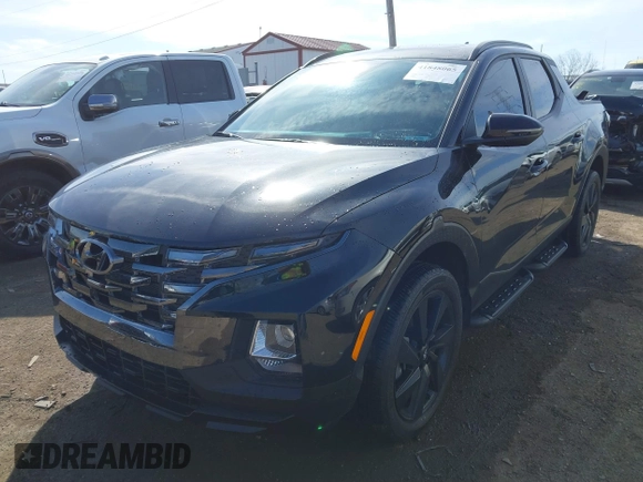 2023 Hyundai Santa Cruz Night Edition z VIN 5NTJCDAF2PH074217, wystawiony jako IAAI lot #41848065 z przebiegiem 14 000 mil mil oraz . Historia ofert i sprzedaży dostępna na DreamBid. Obrazek 17.