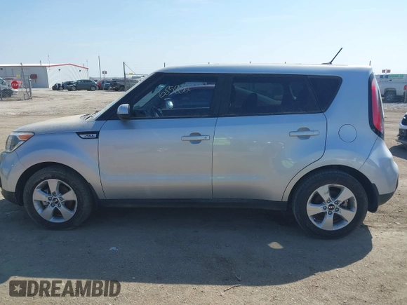 2017 Kia Soul with VIN KNDJN2A25H7501731, listed as a IAAI auction lot 41891464 with 93,438 mi miles. Bid and sale history available at carsss.com. Image 15.