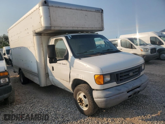 2006 Ford Econoline Cargo with VIN 1FDXE45S46HA85013, listed as a Copart auction lot 66963315 with 239,871 mi miles and Clean title. Bid and sale history available at DreamBid. Image 4.